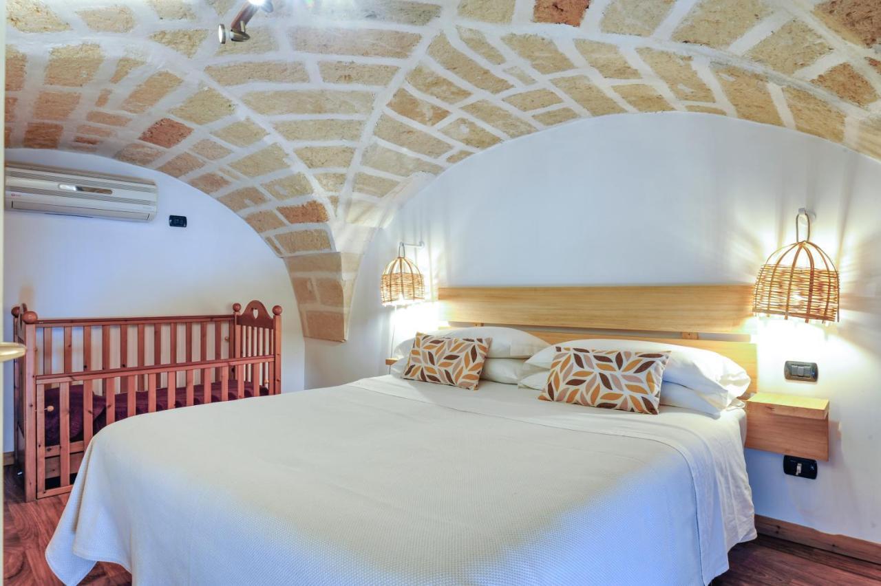 Casa Castriota 19 - Room&Apartment SIT Lecce Exterior foto